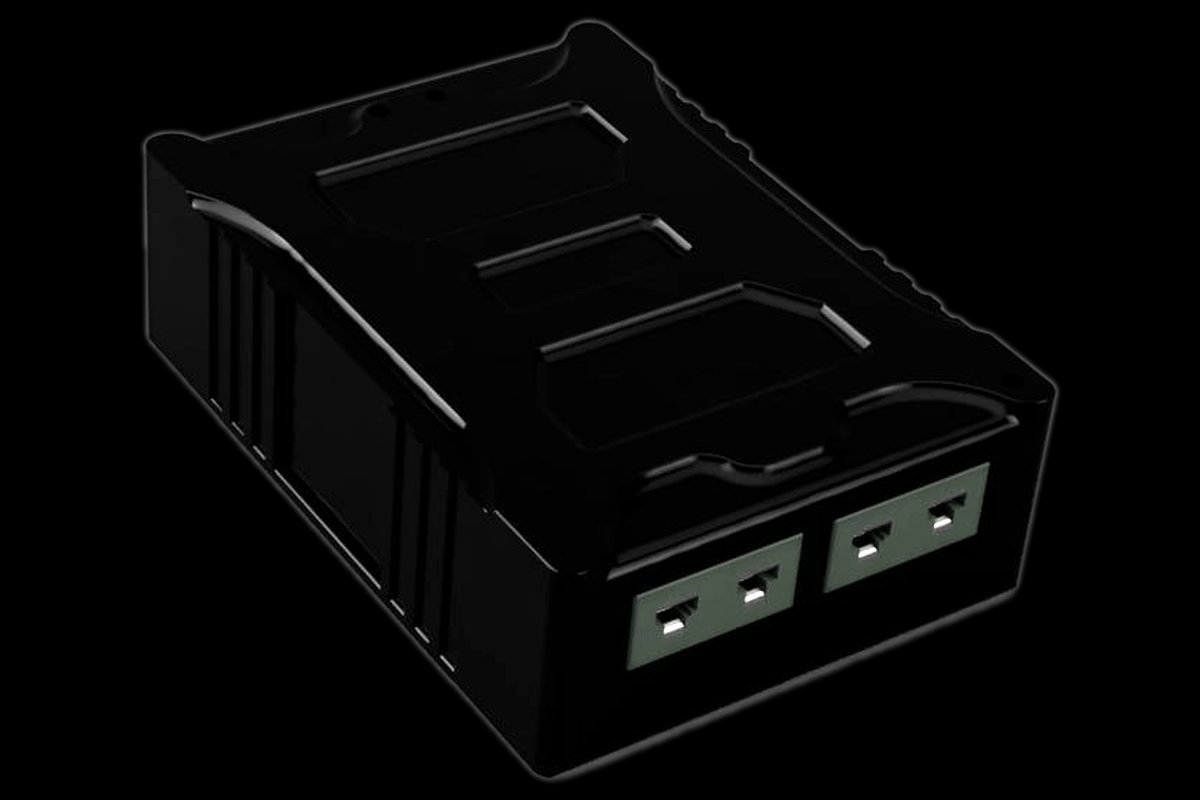 Dual thermocouple amplifier enclosure